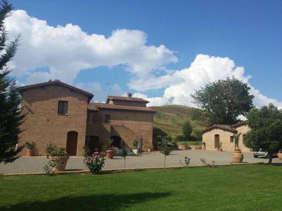 Agriturismo San Pierino Monteroni dʼArbia Buitenkant foto
