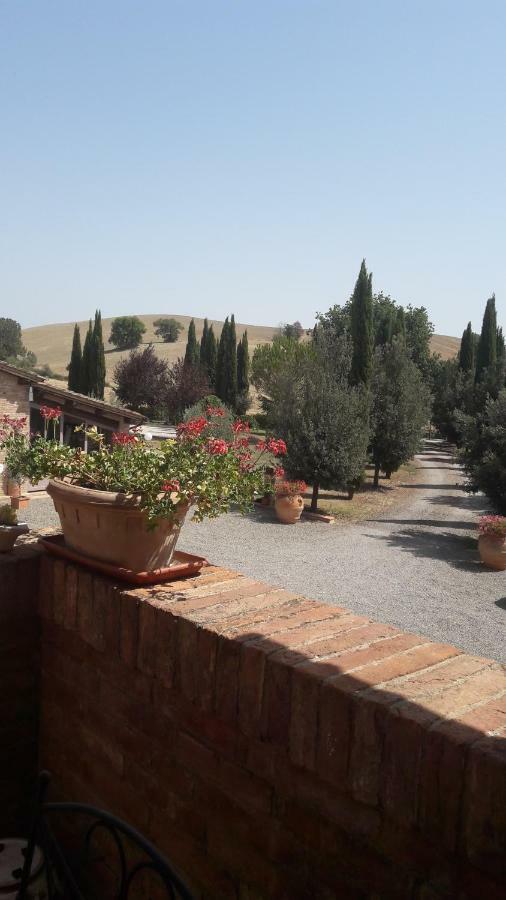 Agriturismo San Pierino Monteroni dʼArbia Buitenkant foto