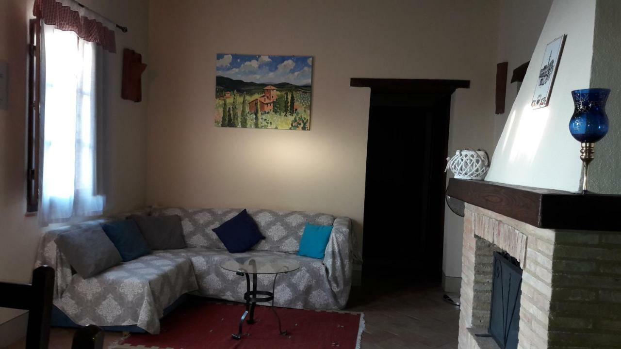Agriturismo San Pierino Monteroni dʼArbia Buitenkant foto