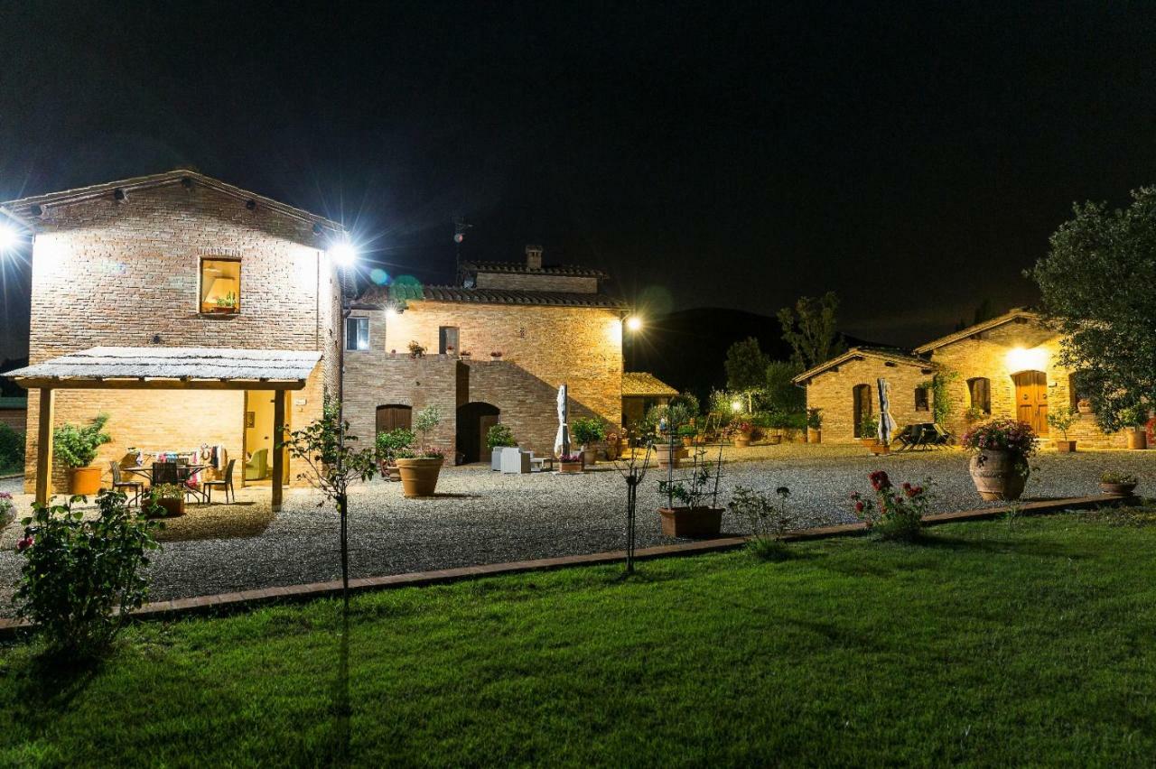 Agriturismo San Pierino Monteroni dʼArbia Buitenkant foto