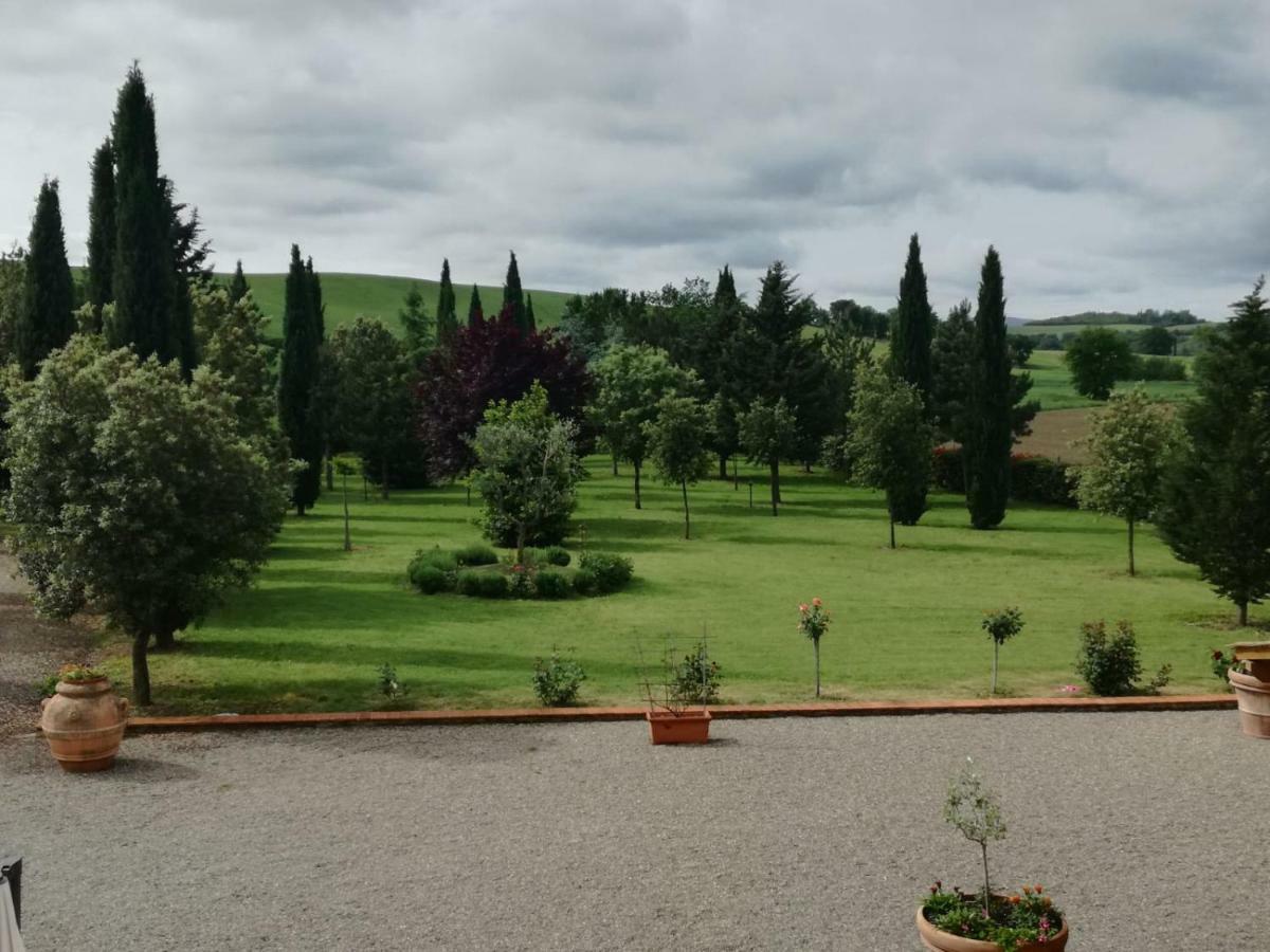 Agriturismo San Pierino Monteroni dʼArbia Buitenkant foto